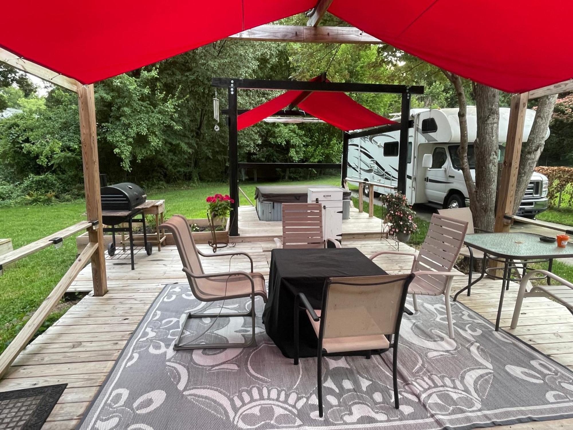 Wayne'S Place-Hot Tub, Pet Friendly. Close To Hpu ไฮพอยท์ ภายนอก รูปภาพ